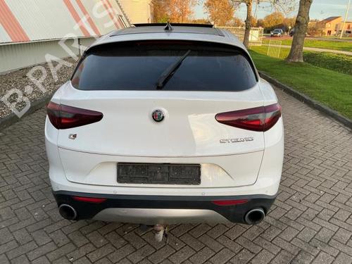 Left taillight ALFA ROMEO STELVIO (949_) 2.0 Q4 (949.AXA2A) | BP40424215C34 - Image 9