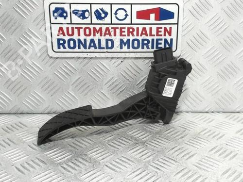 pedal-skoda-octavia-iii-combi-5e5-5e6-2012-2013-2014-2015-2016-2017-2018-2019-2020-40363202 main image