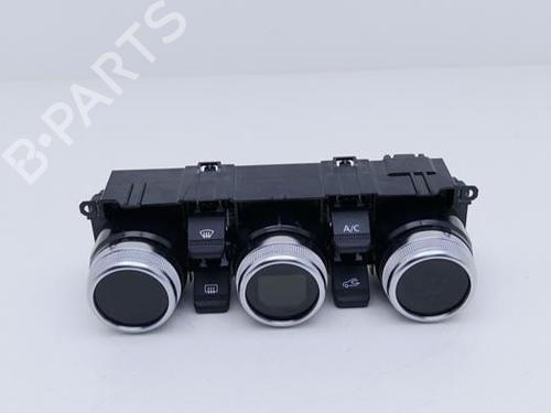 climate-control-renault-clio-v-b7_-2019-40479660 main image