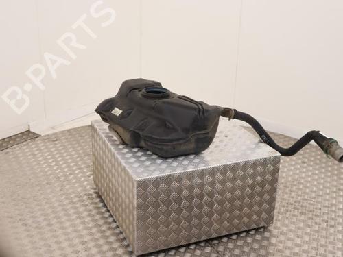 fuel-tank-toyota-aygo-_b4_-2014-40410321 main image