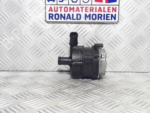 auxiliary-water-pump-vw-golf-vii-5g1-bq1-be1-be2-2012-2013-2014-2015-2016-2017-2018-2019-2020-2021-40371494 main image
