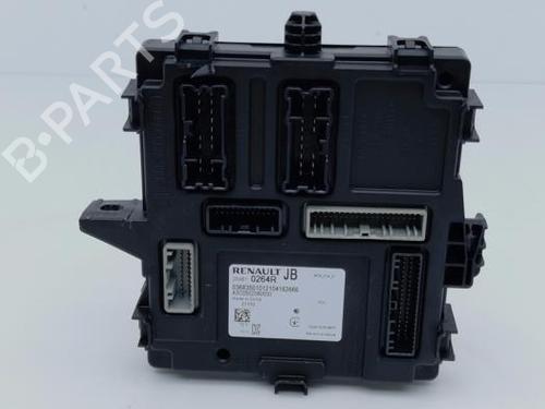 control-unit-renault-arkana-i-lcm_-ldn_-2019-40478581 main image