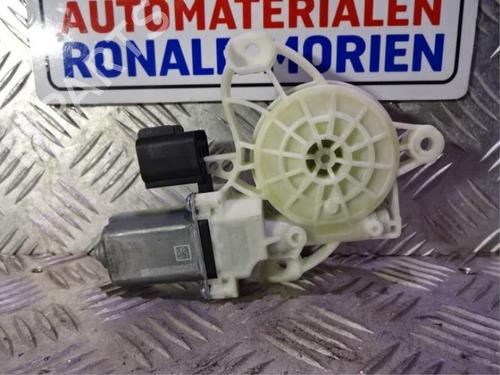 Used Electronic module Electronic module FORD FIESTA VII (HJ, HF) 1.0 EcoBoost (125 hp) 40431148 40431148