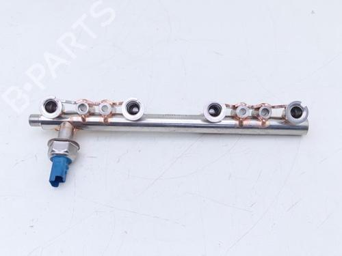 Used Injection rail Injection rail RENAULT MEGANE IV Grandtour (K9A/M/N_) 1.2 TCe 130 (K9MR) (130 hp) 40376401 40376401