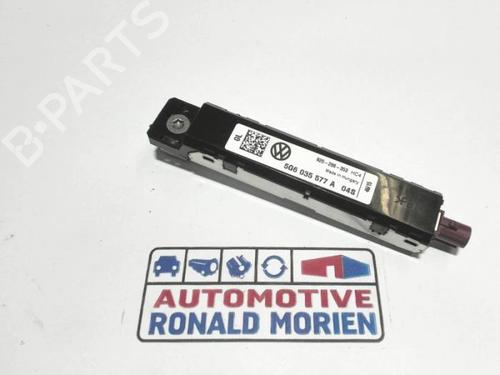 Used Antenna/Base Antenna/Base VW GOLF VII (5G1, BQ1, BE1, BE2) 1.6 TDI (110 hp) 40427486 40427486