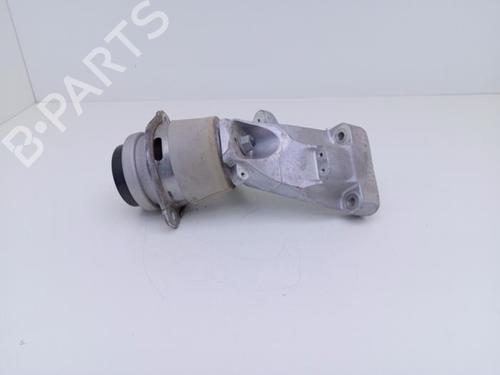 Used Engine mount Engine mount VW TOUAREG (7P5, 7P6) 4.2 V8 TDI (340 hp) 40479928 40479928