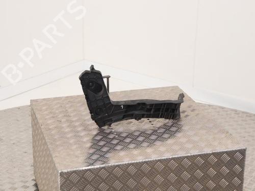 support-audi-q2-gab-gag-2016-40474336 main image