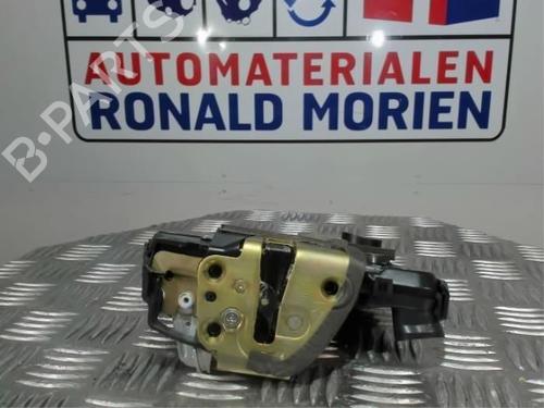 Used Front right lock Front right lock TOYOTA AVENSIS Estate (_T25_) 2.2 D-CAT (ADT251_, ADT251R) (177 hp) 40429851 40429851