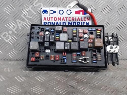 fuse-box-opel-insignia-a-saloon-g09-2008-2009-2010-2011-2012-2013-2014-2015-2016-2017-40471407 main image