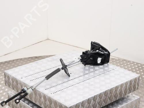 Used Gear lever Gear lever VW TRANSPORTER T6 / CARAVELLE T6 Bus (SGB, SGJ, SHB, SHJ) 2.0 TDI (150 hp) 40388810 40388810