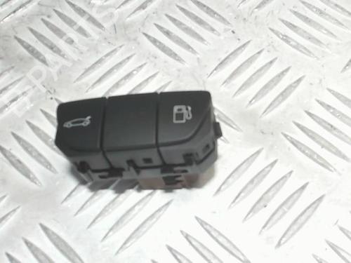 switch-peugeot-508-sw-i-8e_-2010-2011-2012-2013-2014-2015-2016-2017-2018-40468463 main image