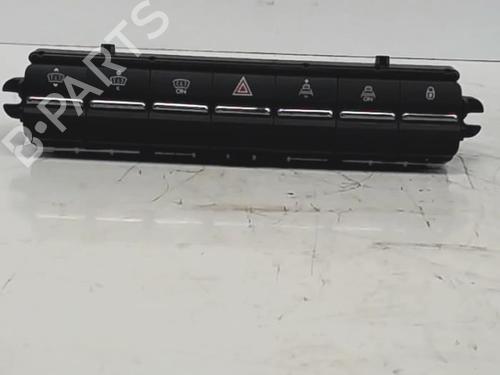 warning-switch-peugeot-5008-0u_-0e_-2009-2010-2011-2012-2013-2014-2015-2016-2017-40469051 main image