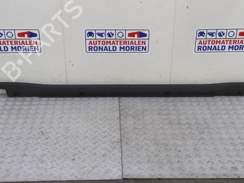 left-sideskirt-vw-id5-e39-2021-40415448 main image