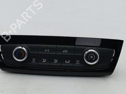 climate-control-opel-corsa-f-p2jo-2019-40478319 main image