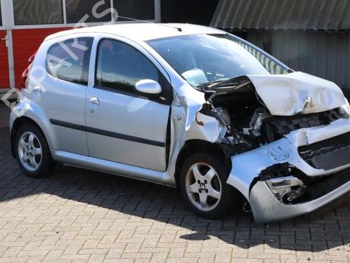 Used Parts PEUGEOT 107 (PM_, PN_)  1.0  5064968