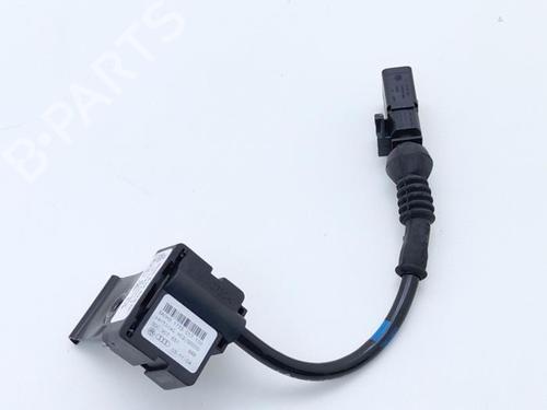Used Electronic sensor Electronic sensor VW PHAETON (3D1, 3D2, 3D3, 3D4, 3D6, 3D7, 3D8, 3D9) 5.0 V10 TDI 4motion (313 hp) 40377341 40377341