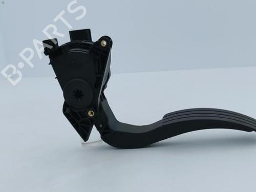 Used Pedal Pedal RENAULT CLIO IV Grandtour (KH_) 0.9 TCe 90 (90 hp) 40410593 40410593
