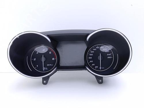 Used Instrument cluster Instrument cluster ALFA ROMEO GIULIA (952_) 2.2 D (952AEM250, 952AEA250) (150 hp) 40423229 40423229