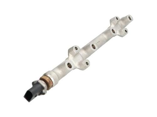 injection-rail-vw-golf-viii-cd1-da1-2019-40474936 main image
