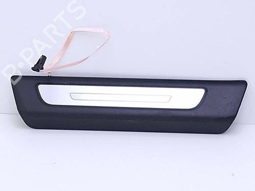 left-sideskirt-audi-q8-4mn-4mt-2018-40420769 main image