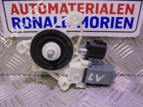 Used Electronic module Electronic module FORD FIESTA VII (HJ, HF) 1.0 EcoBoost (101 hp) 40431150 40431150