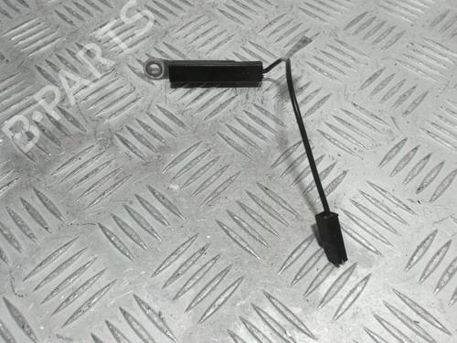 Used Antenna/Base Antenna/Base LAND ROVER DISCOVERY SPORT (L550) 2.2 D 4x4 (150 hp) 40481727 40481727