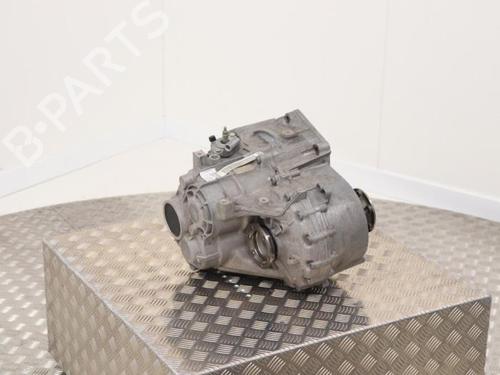 gearbox-vw-caddy-iv-box-bodympv-saa-sah-2015-2016-2017-2018-2019-2020-40390550 main image