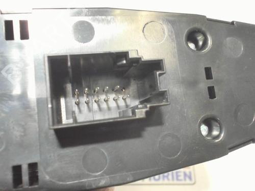 Switch BMW 2 Active Tourer (F45) 218 i | BP40469220I30 - Image 2