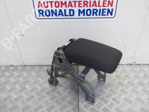 Used Armrest / Center console Armrest / Center console AUDI A4 B9 (8W2, 8WC) 2.0 TDI quattro (190 hp) 40388629 40388629