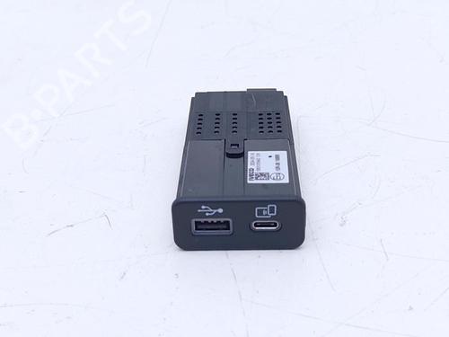 Used Electronic module Electronic module IVECO DAILY VI Van 35S18, 35C18, 40C18, 42S18, 50C18, 60C18, 65C18, 70C18 (175 hp) 40426047 40426047