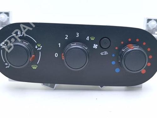 climate-control-renault-trafic-iii-van-fg_-2014-40468811 main image