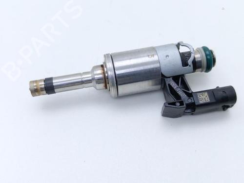Used Injector Injector VW GOLF VII (5G1, BQ1, BE1, BE2) 1.2 TSI (110 hp) 40376790 40376790