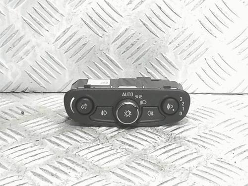 headlight-switch-opel-insignia-b-grand-sport-z18-2017-40360399 main image