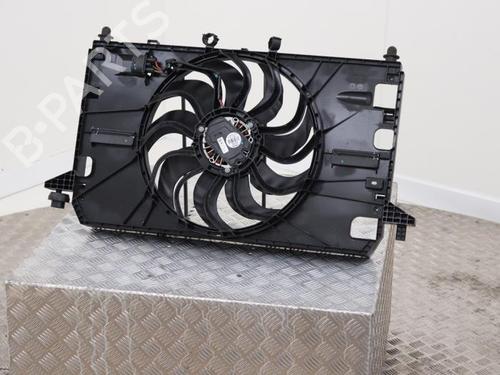 radiator-fan-mg-mg-4-eh32-2022-40402898 main image