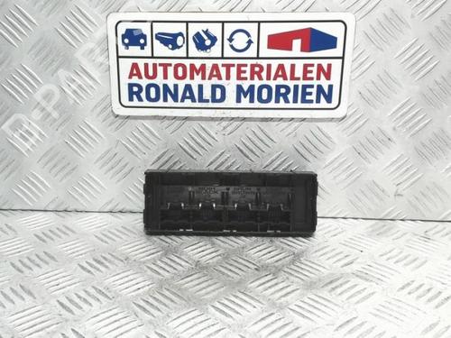 control-unit-opel-insignia-a-saloon-g09-2008-2009-2010-2011-2012-2013-2014-2015-2016-2017-40471178 main image