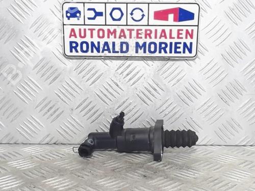 Used Clutch slave cylinder Clutch slave cylinder SKODA RAPID Spaceback (NH1) 1.4 TDI (90 hp) 40469437 40469437