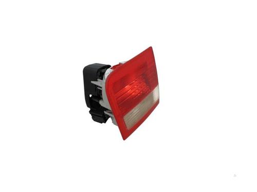 left-taillight-bmw-3-touring-e46-1999-2000-2001-2002-2003-2004-2005-40406915 main image