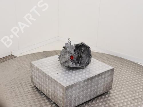 Used Gearbox Gearbox SUZUKI SWIFT V (AZ) 1.2 (A2L412, ZC83S) (90 hp) 40412878 40412878