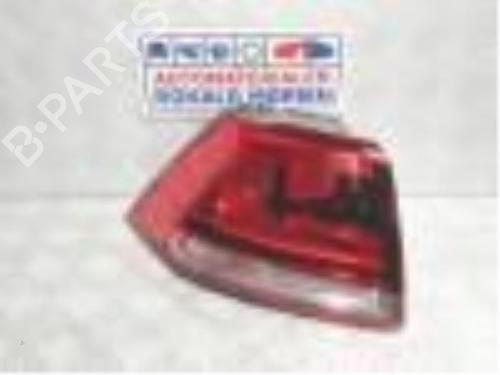 left-taillight-vw-golf-vii-5g1-bq1-be1-be2-2012-2013-2014-2015-2016-2017-2018-2019-2020-2021-40358052 main image