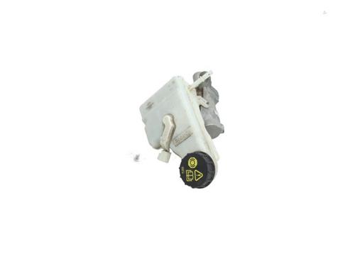 brake-master-cylinder-ford-focus-iii-turnier-2010-2011-2012-2013-2014-2015-2016-2017-2018-2019-2020-40404417 main image