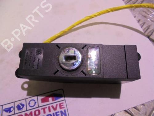 Electronic module VW PHAETON (3D1, 3D2, 3D3, 3D4, 3D6, 3D7, 3D8, 3D9) 3.2 V6 4motion | BP40428479M83 - Image 2