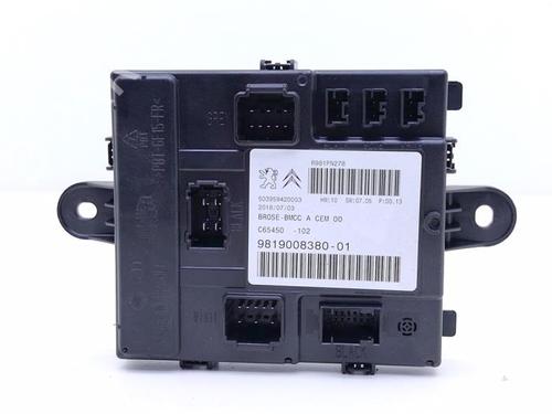 Used Control unit Control unit PEUGEOT 3008 II SUV (MC_, MR_, MJ_, M4_) 1.2 THP/ PureTech 130 (MRHNSM, MRHNSU, MRHNSJ, MRHNYW,... (131 hp) 40480934 40480934