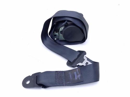 rear-right-seatbelt-dacia-sandero-2008-40363744 main image