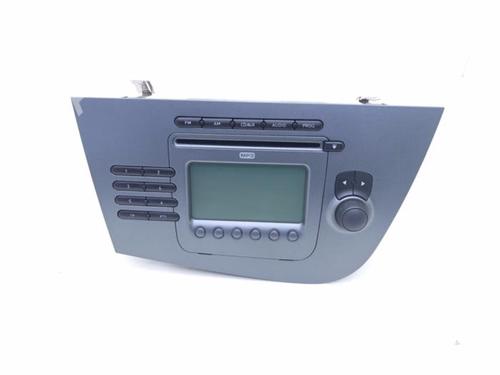 radio-seat-leon-1p1-2005-2006-2007-2008-2009-2010-2011-2012-2013-40397936 main image