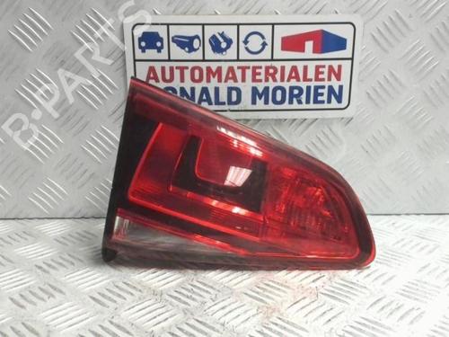 left-taillight-vw-golf-vii-5g1-bq1-be1-be2-2012-2013-2014-2015-2016-2017-2018-2019-2020-2021-40358054 main image