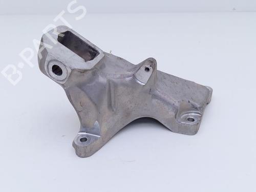 Used Engine mount Engine mount MERCEDES-BENZ C-CLASS Coupe (C205) AMG C 63 (205.386) (476 hp) 40479983 40479983