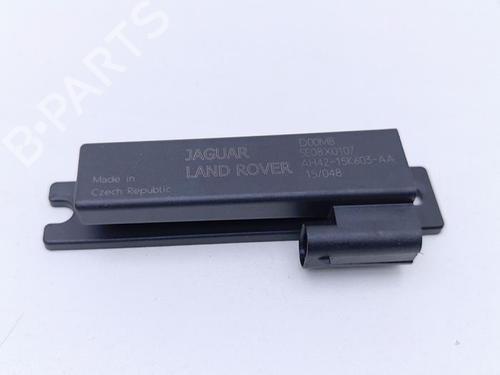 Used Antenna/Base Antenna/Base LAND ROVER RANGE ROVER EVOQUE (L538) 2.2 D 4x4 (190 hp) 40421295 40421295