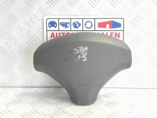 Used Driver airbag Driver airbag PEUGEOT 5008 (0U_, 0E_) 1.6 HDi (114 hp) 40470265 40470265
