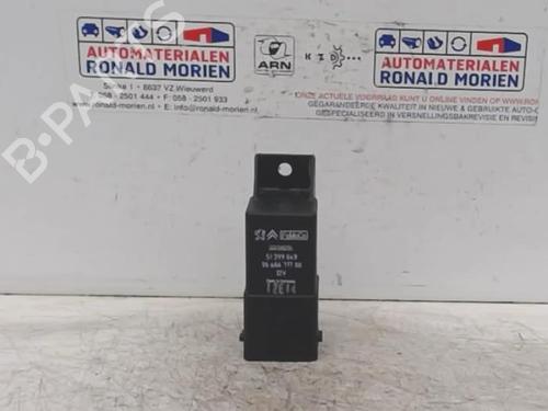electronic-sensor-volvo-v40-hatchback-525-2012-2013-2014-2015-2016-2017-2018-2019-40378396 main image