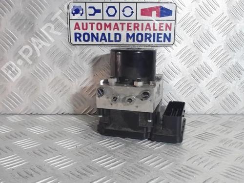 Used ABS pump ABS pump VOLVO V40 Hatchback (525) D2 (114 hp) 40368271 40368271